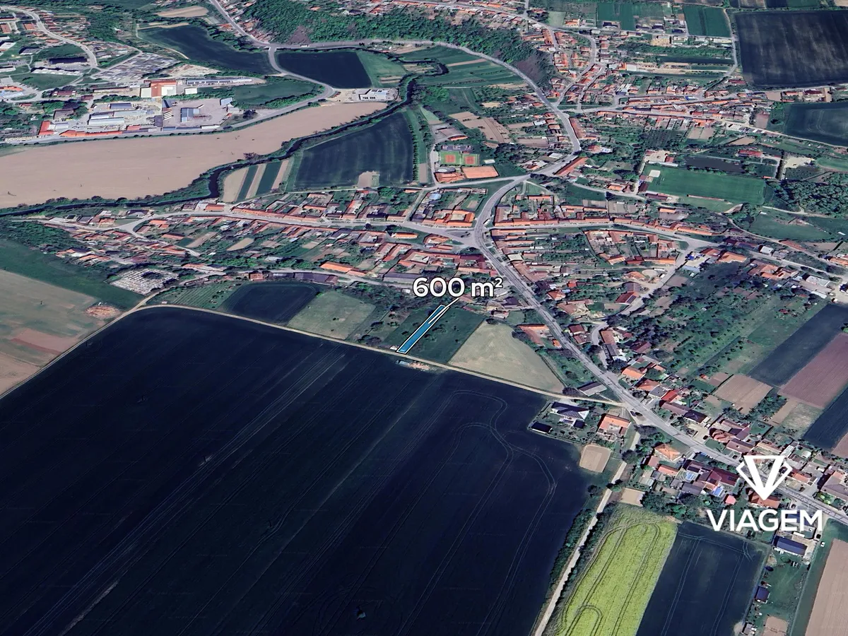 Prodej podílu 1/3 stavebního pozemku 200 m²